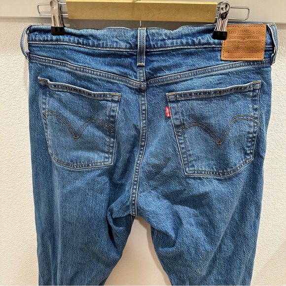 Levi’s wedgie straight size 32 button fly - Picture 8 of 11